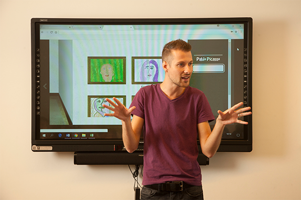 mirar críticamente el resultado final de manera positiva